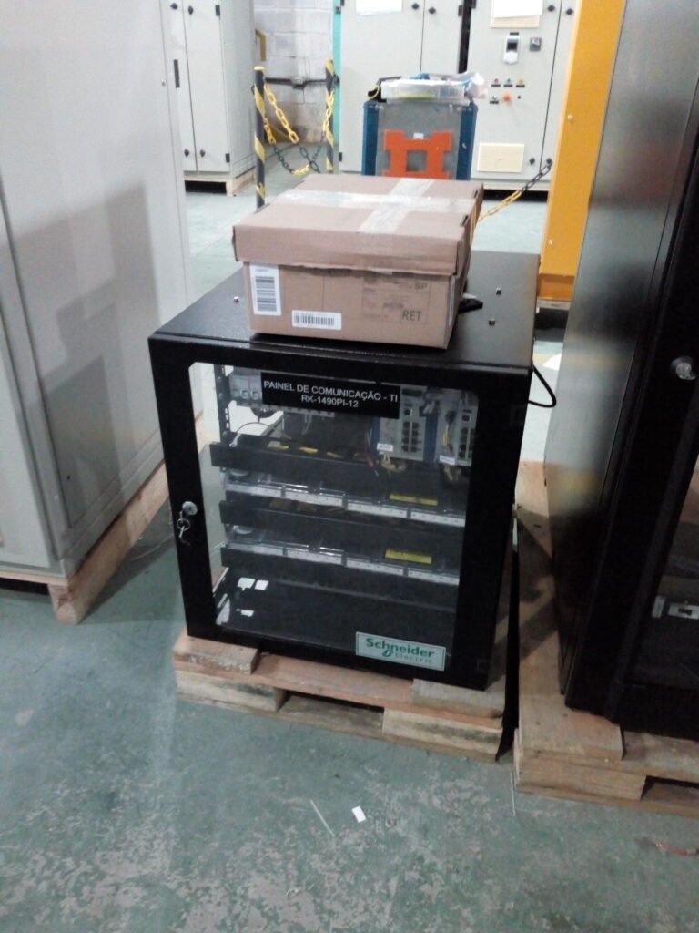 9.4 painel de rack ti ta jc emp elétricos
